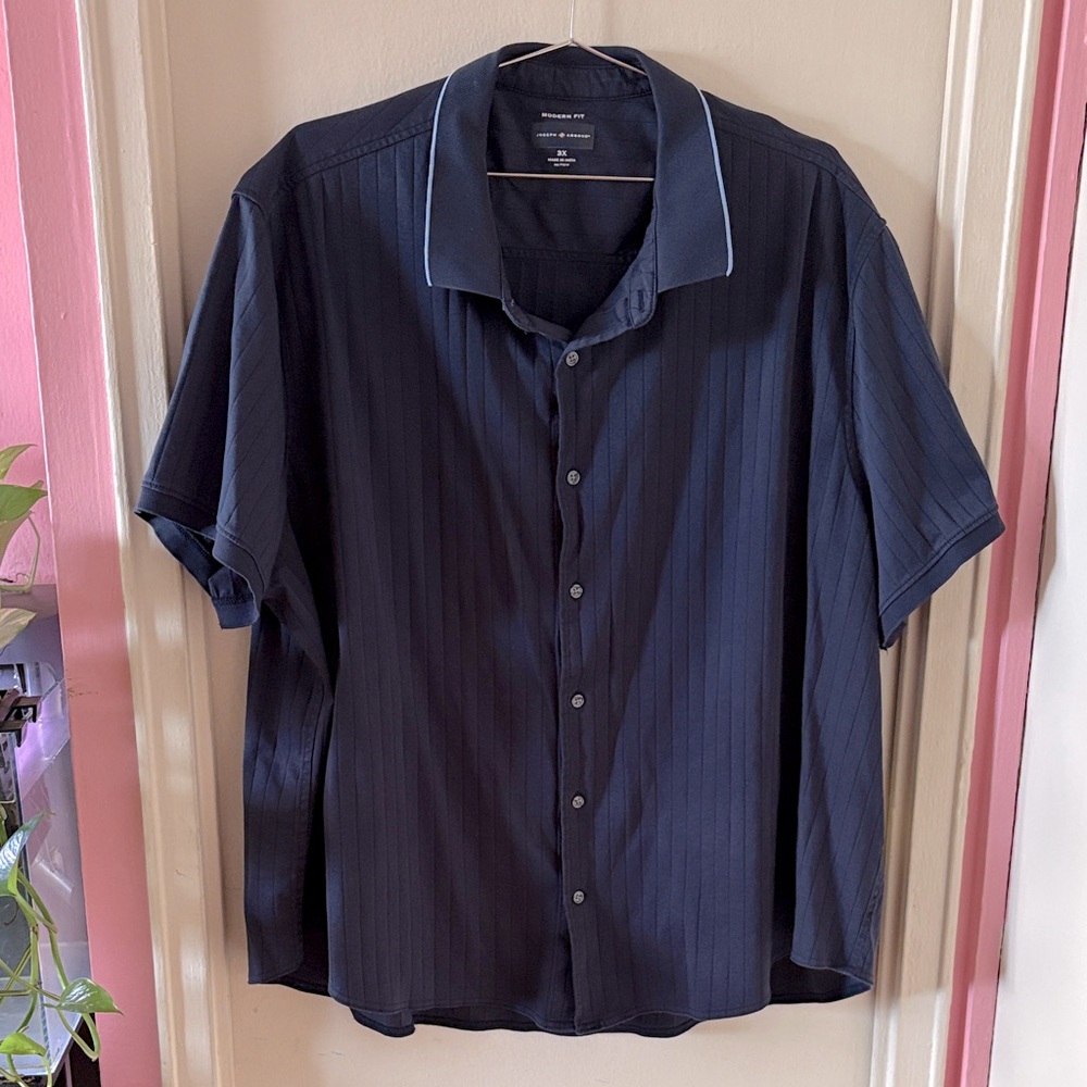 Joseph Abboud Modern Fit Men’s Navy Blue Button Down Camp Shirt
